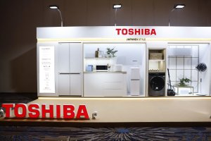 Tủ lạnh âm tường giúp Toshiba đạt giải thiết kế ấn tượng